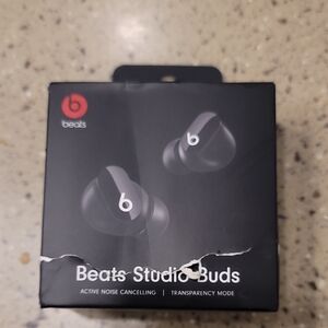 Beats Studio Buds - Black